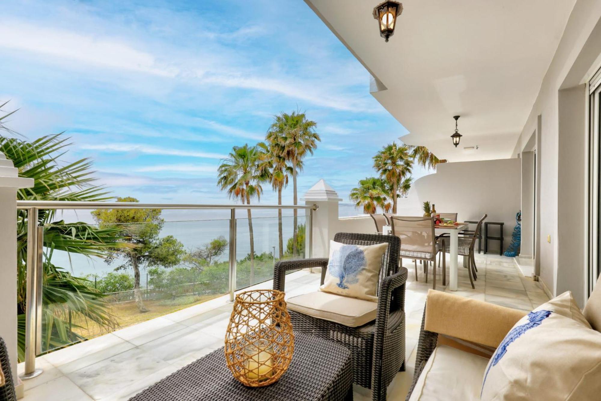 Punta Plata Beach Center Эстепона Экстерьер фото